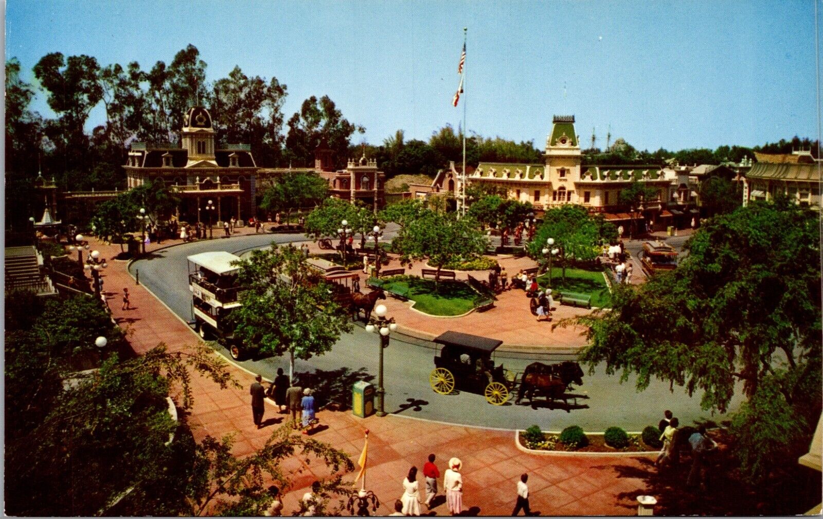 Disneyland PC Town Square Main Street Horse-Drawn Streetcar Horseless Carriage