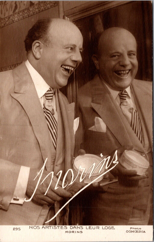 RPPC Nos Artistes Dans Leur Loge Artist in Dressing Room Theatre Morins