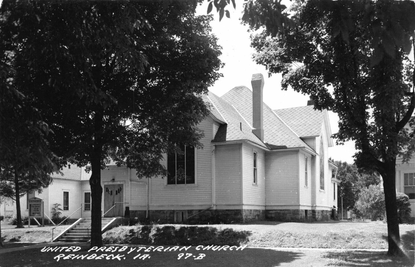 Real Photo Postcard United Presbyterian Church in Reinbeck, Iowa~122167