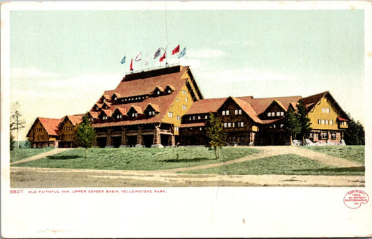 1905 Postcard Old Faithful Inn, Upper Geyser Basin in Yellowstone Park