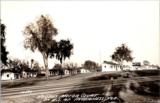 Real Photo Postcard Woody's Motor Court on U.S. 41 in Inverness, Florida