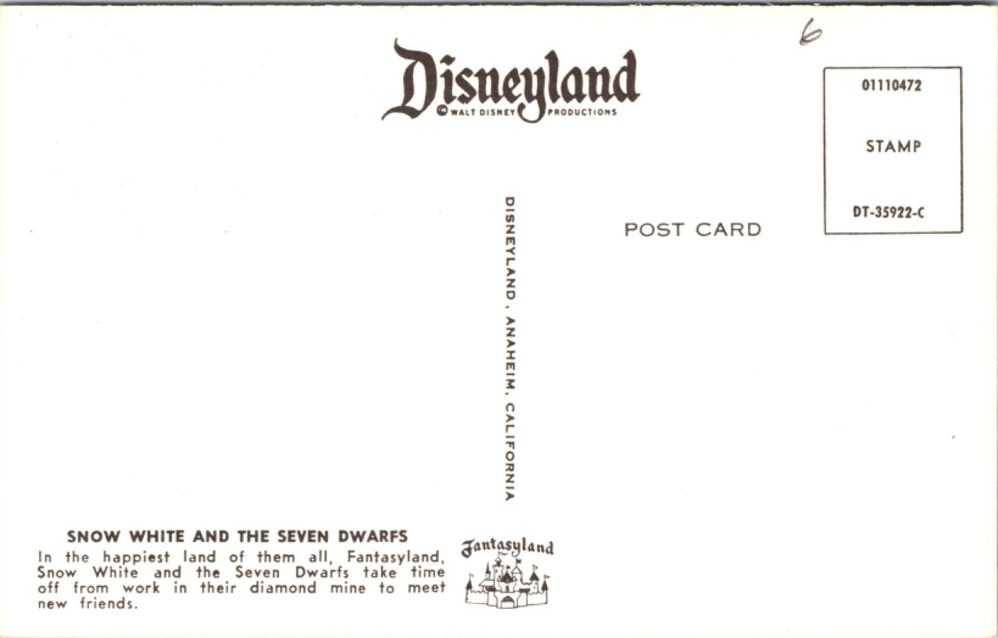 Disneyland Postcard Snow White and The Seven Dwarfs