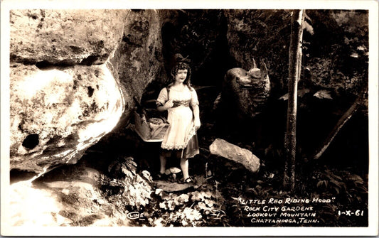 RP Postcard Little Red Riding Hood Rock City Gardens Chattanooga, Tennessee