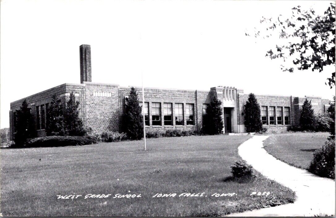 Real Photo Postcard West Grade School in Iowa Falls, Iowa