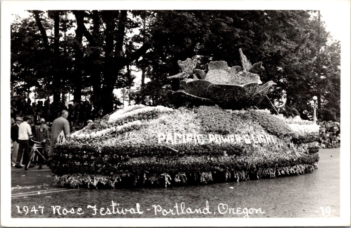 RPPC 1947 Rose Festival Parade Float Portland, Oregon Pacific Power & Light