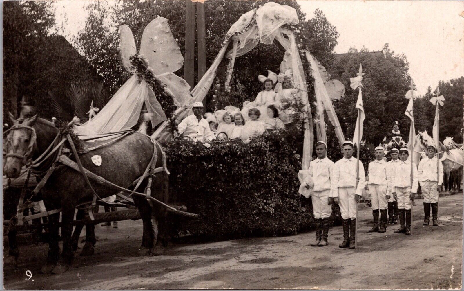 RPPC Children on a Horse Pulled Parade Float Pasadena Tournament of Roses