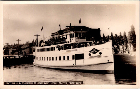 RP Postcard Grayling S.S. Sightseer at Government Locks in Seattle, Washington